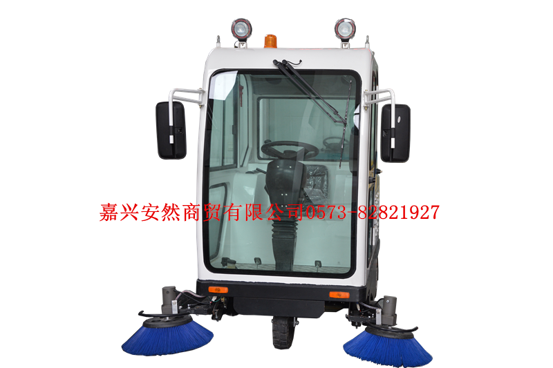 电动垃圾清扫车 嘉兴市政环卫清扫车 KL-1800全关闭驾驶式扫地