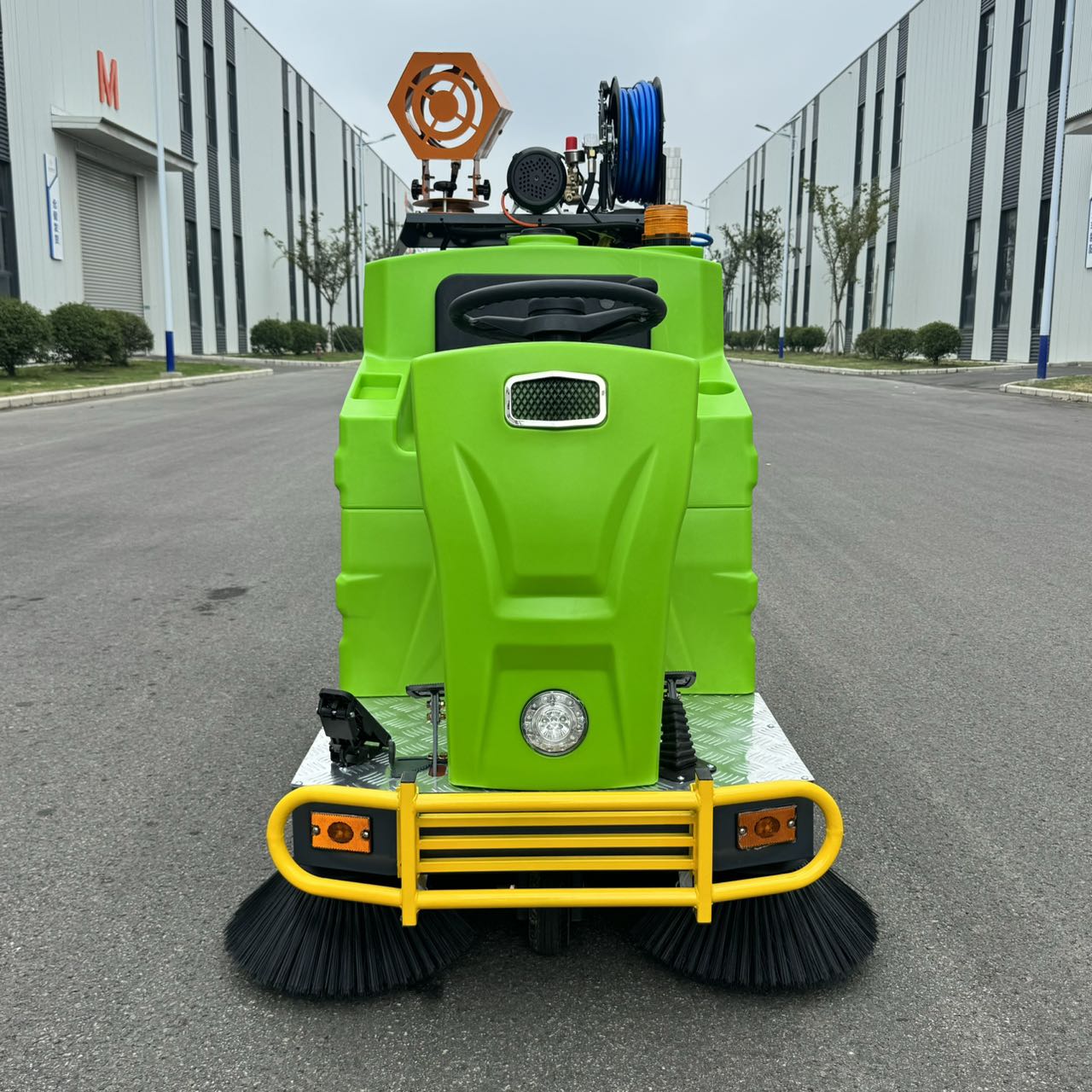 SP三朋1200Plus驾驶式扫地机  工厂扫地车嘉兴租售